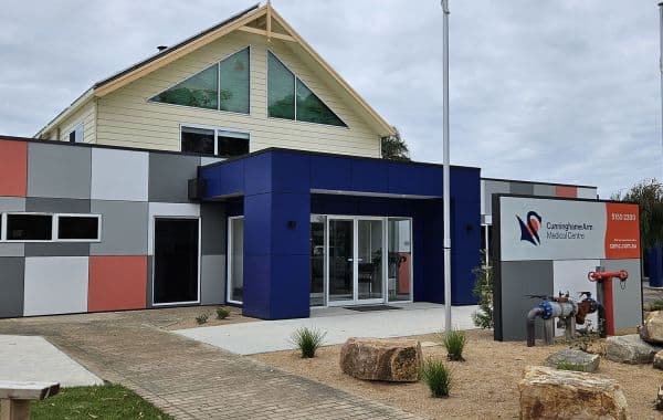 Entrance and sign at Cunningham Arm Medical Centre in Lakes Entrance